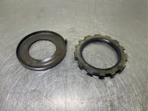 Liebherr L574-	4635105-Slotted nut/Nutmutter