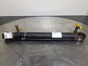 Ljungby Maskin L12 - AZ30532400-0557 - Steering cylinder
