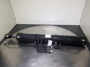 Ljungby Maskin L12 - Tilt cylinder/Kippzylinder/Nijgcilinder