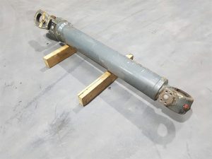 Liebherr L538 - 9914531 - Lifting cylinder/Hubzylinder