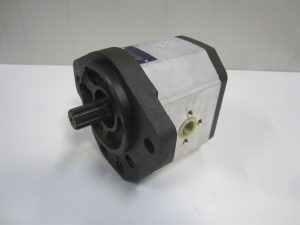 Schaeff SKL861 - 5050657280 - Gearpump/Zahnradpumpe