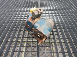 Ahlmann AZ10 - Steering unit/Lenkeinheit/Orbitrol