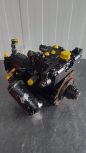 Yanmar V80 Speeder - Drive pump/Fahrpumpe/Rijpomp