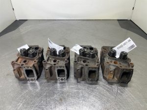 Liebherr L544-9279858-Cylinder head/Zylinderköpf