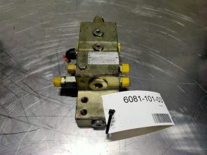 Liebherr A904C-5009808-Oil Control 08479503726001B-Valve