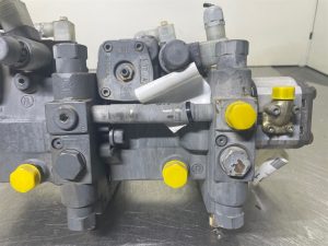 Vögele 96.2818.1000/R902071763/265.14.03.89-Drive pump