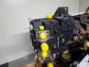 Sauer Danfoss 90L042KA5NN80S4C3-83018881-Drive pump/Fahrpumpe