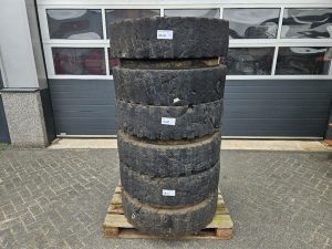 Liebherr 10.00-20 - Tire/Reifen/Band