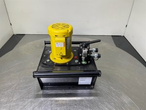 Enerpac ZE4020NW - 1,8 KW - Compact-/steering unit