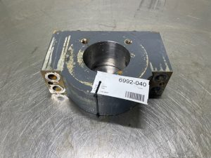 Liebherr LH80-9587587-Bearing block/Lagerblock/Lagerblok