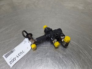 Caterpillar 907M-449-1567-Priority valve/Prioritaetsventil