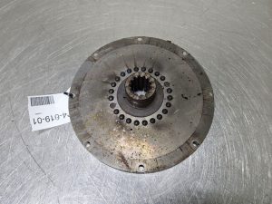 John Deere 4028082 - Pump drive plate/Flange couplings