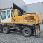 Liebherr A934C -  (For parts)