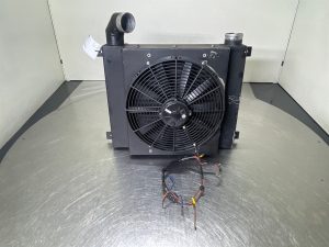 Ahlmann AZ14-4108508A/4181460A-Cooler/Kühler/Koeler