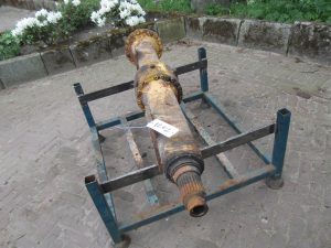 Atlas - Axle/Achse/As