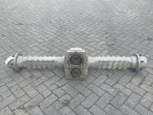 Ausa D350AHG-Dana Spicer 315/111/99-Axle/Achse/As