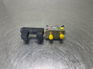 Liebherr A316-5009032-Valve/Ventile/Ventiel
