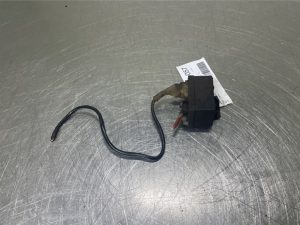 Liebherr A316-Bosch 0281003008 24V-Glow Plug Relay