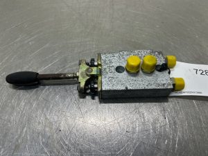 Liebherr A914-9075110-Servo valve/Servoventil/Servoventiel