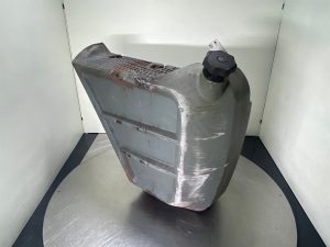 Liebherr L524-Liebherr 93011568-Fuel tank/Kraftstofftank
