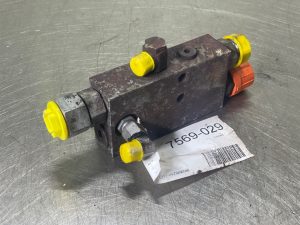 Liebherr L524-11658748-Counter balance valve/Ventile