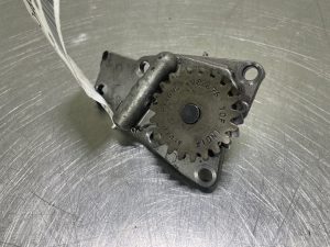 Ahlmann AS900-Cummins B3.3T-4982676-Oil pump/Ölpumpe