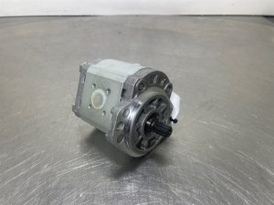 Terex TL120-5090661561-Gearpump/Zahnradpumpe