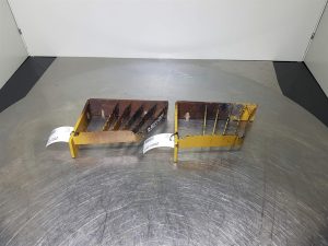 Caterpillar 906 - Stair panel/Trittstufen/Traptreden