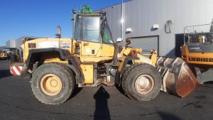 Komatsu WA 320 - 5H  (For parts)