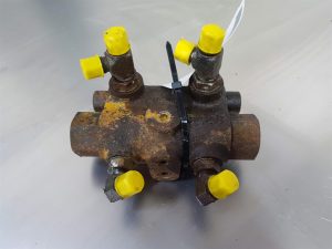 Eaton VKLK1B - Komatsu WA320-5H - Valve