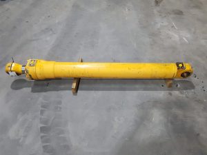 Liebherr A934 - 9965314 - Stick cylinder/Stielzylinder