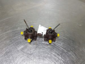 Liebherr A924 Litronic - Ball valve/Kugelhahn/Kogelkraan