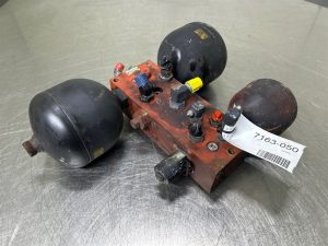 Hitachi ZW150PL-263E5-42231-Valve/Ventile/Ventiel