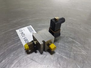 Volvo L30B-ZM2814679-2/2 Valve-Wegeventil-Ventiel