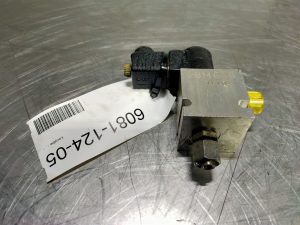Volvo L30B-ZM2814679-2/2 Valve-Wegeventil-Ventiel