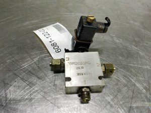 Volvo L30B-ZM2814688-3/2 Valve-Wegeventil-Ventiel
