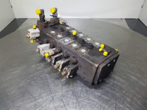 Sennebogen 818E-712031 / R901355589-178824-Valve/Ventile