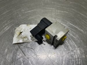Volvo L30B-ZM2814679-2/2 Valve-Wegeventil-Ventiel
