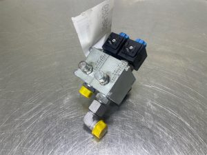 Mecalac 12MTX-6090481-Walvoil 5KT7200301-2/2 Valve