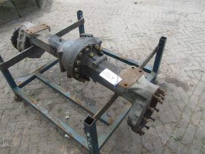 ZF AV-225 - Axle housing/Achskörper/Astrechter