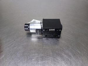 Parker D3W20BNKP30 - NG10 4/2 Valve 12V