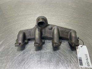 Volvo L30B-Z/X Deutz TD2011L04I Intake manifold