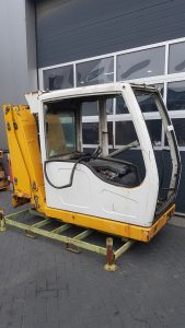 Liebherr A904C Cabin