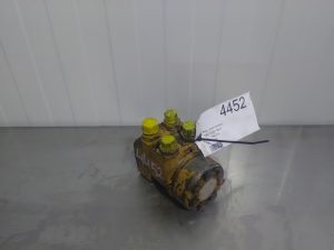 Schaeff SKL832-Sauer Danfoss OSPC160LS-Steering unit