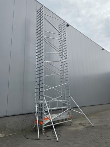 STELLINGLIFT Alulift M-12M Gerüstaufzug/Scaffolding lift