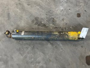 Ahlmann AZ14 4108503A Swivel cylinder/Swivel cylinder