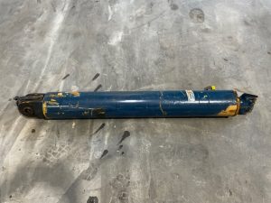 Ahlmann AZ10 4197399A Swivel cylinder/Swivel cylinder