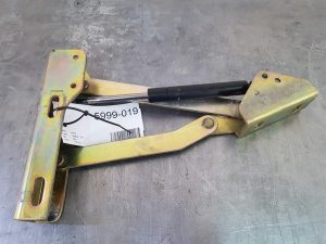 Volvo L30B-Z/SX ZM2812684 Hinge