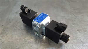 Rexroth LF1C3M501AD0700 4/2 Valve-Wegeventil-Ventiel