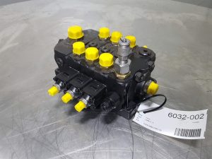 Volvo L30B-Z/X Walvoil 11306160 Valve/Valves/Valve